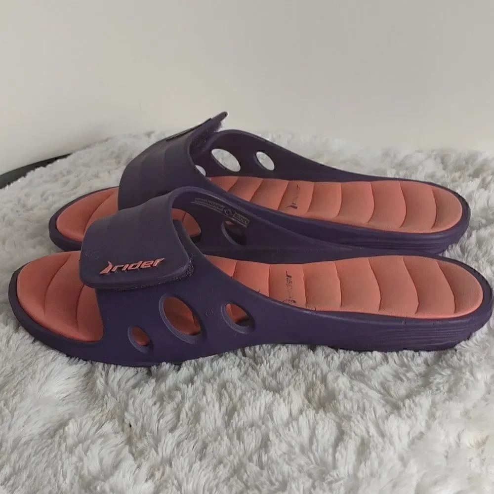 Rider Woman's Slides